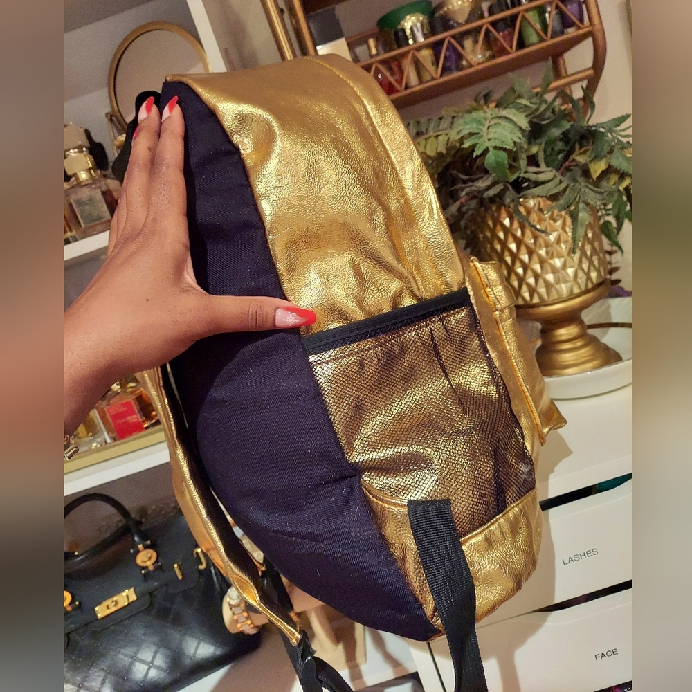 Gold backpack - Picture 7 of 15